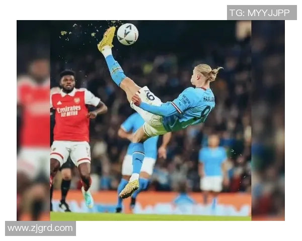 现役世界级足球球星风采展示 揭秘他们的场上表现与个人魅力 现役世界级足球球星风采展示 揭秘他们的场上表现与个人魅力